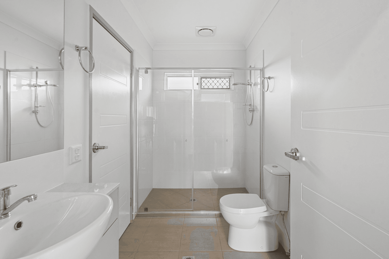 6 Highfield Street, BUNDAMBA, QLD 4304