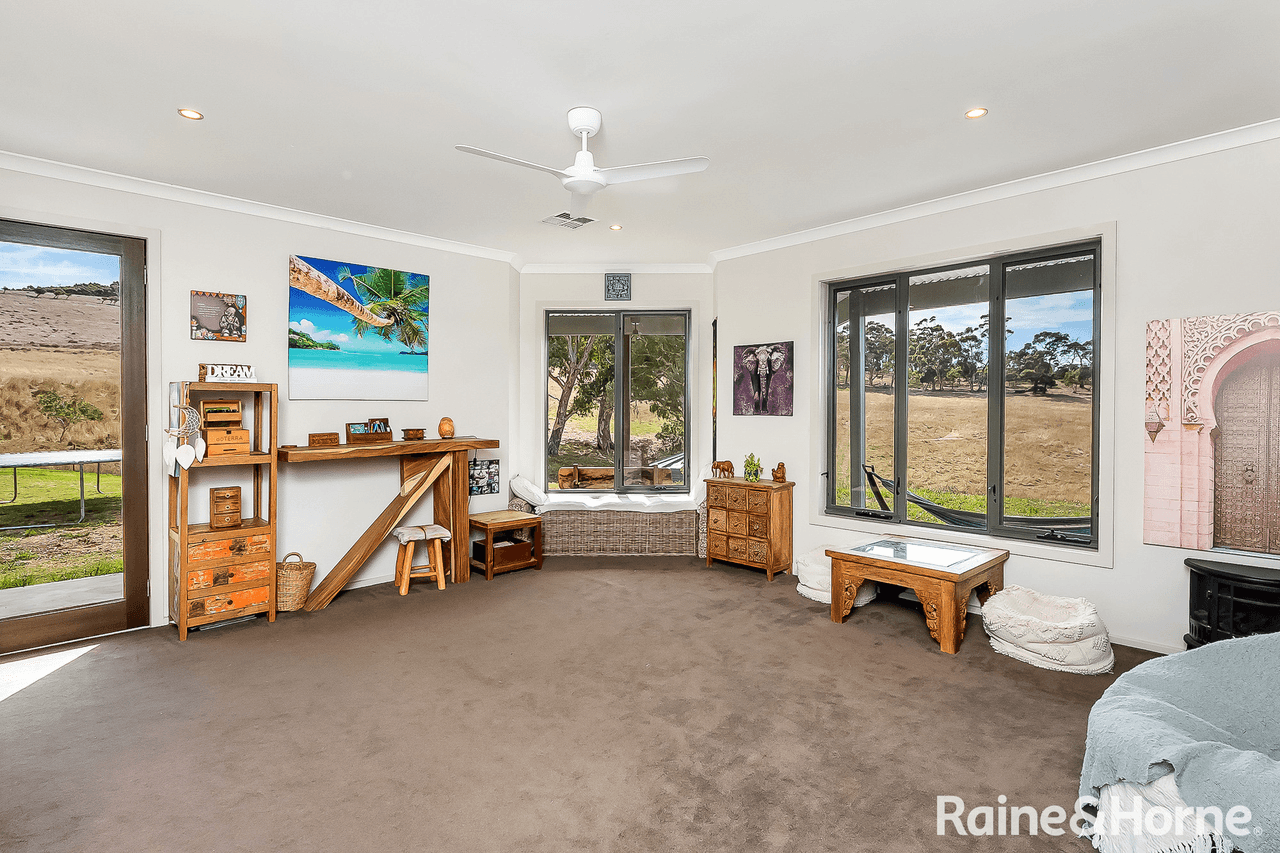 555 Springs Road, MOUNT BARKER SPRINGS, SA 5251