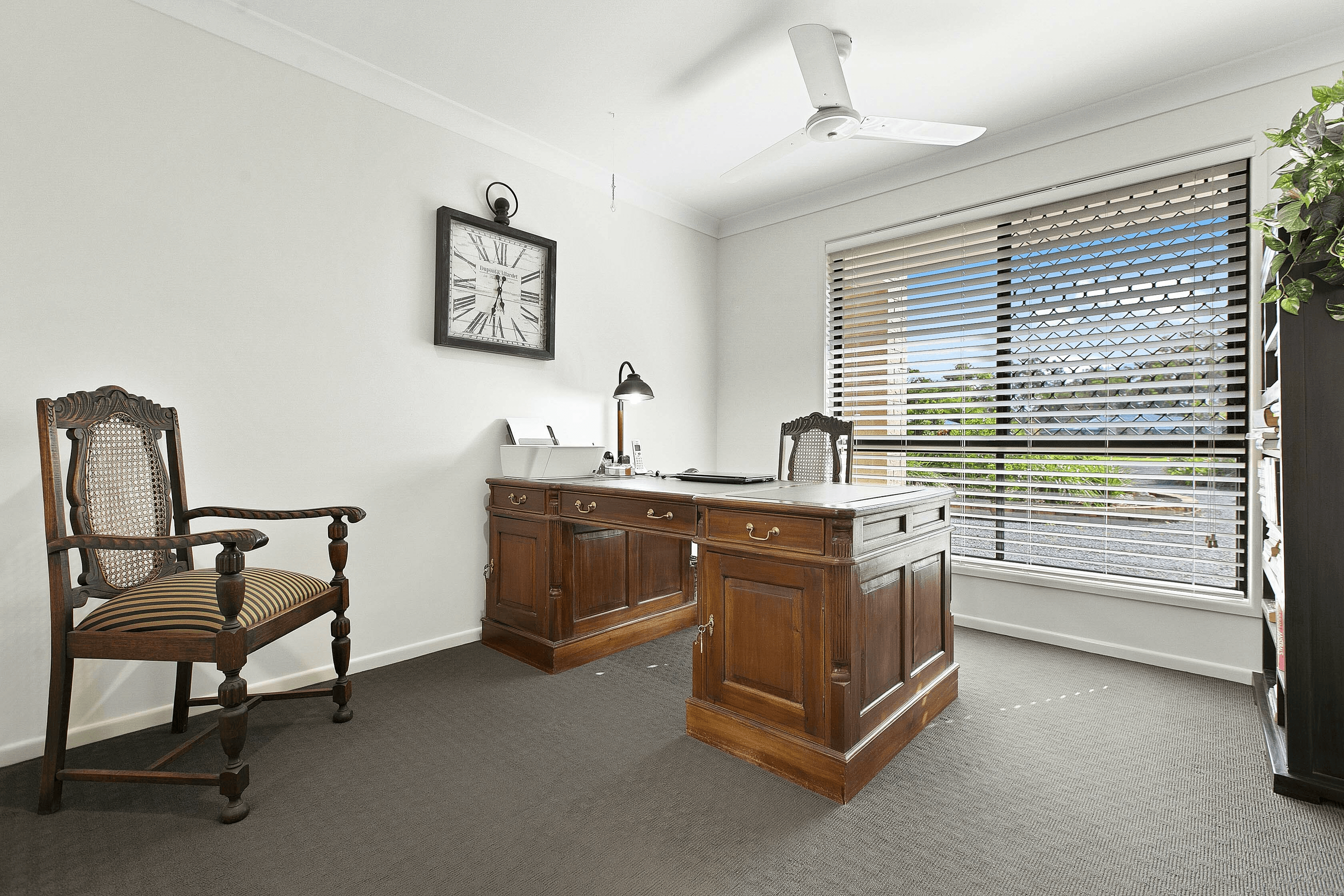 15 Cathryn Cl, Oakhurst, QLD 4650