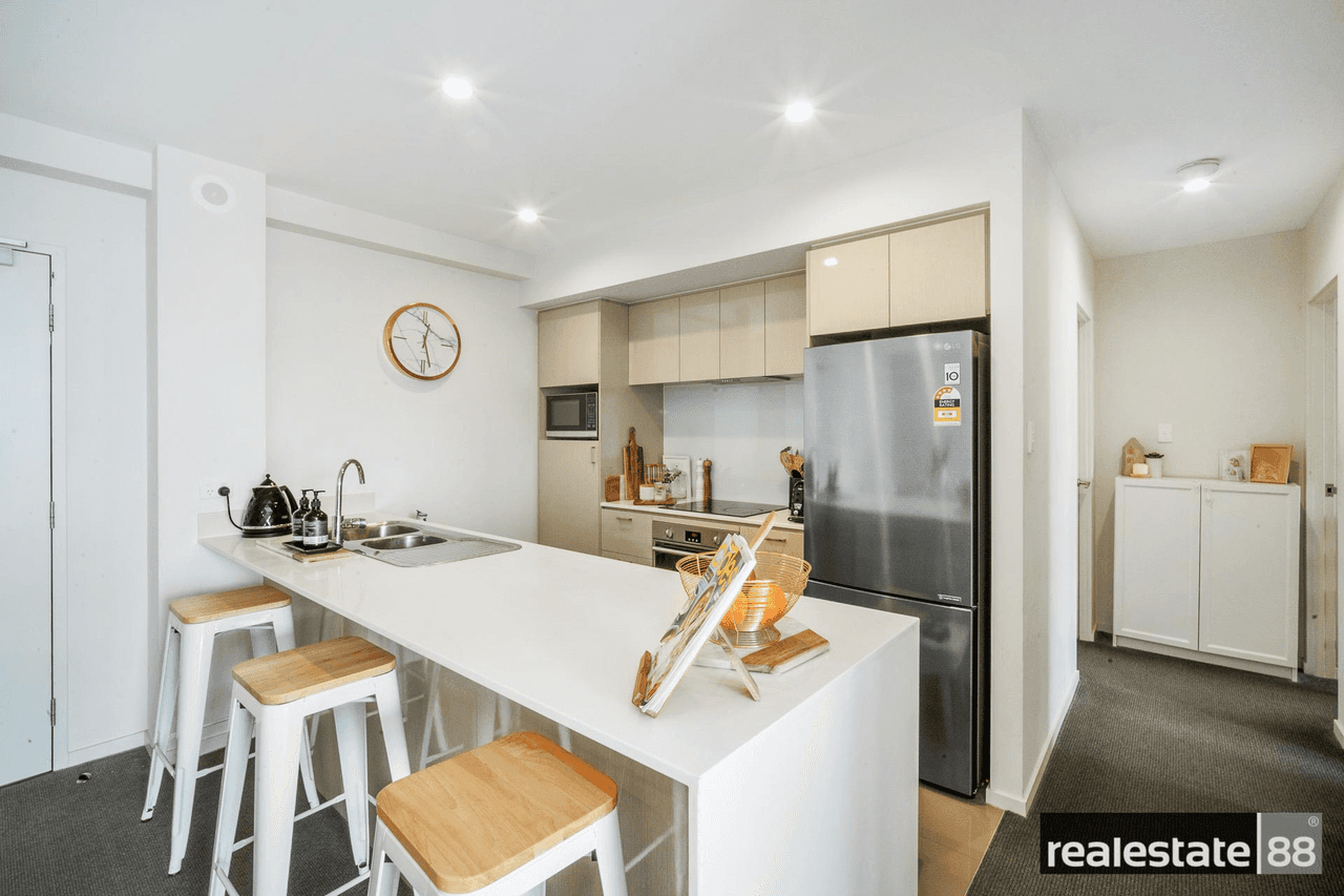 140/1  Rowe Avenue, RIVERVALE, WA 6103