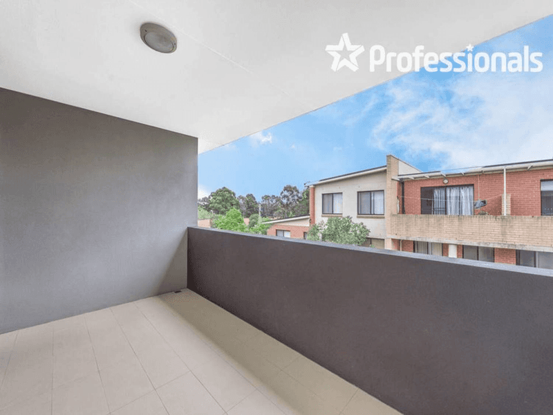 13/6-8 REID Avenue, Westmead, NSW 2145