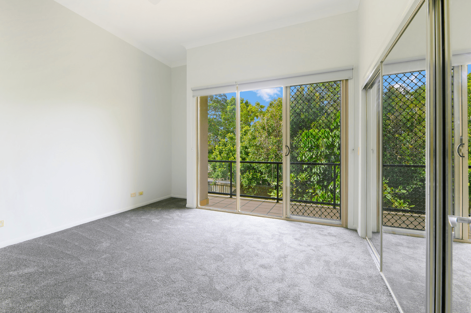 2/16 Mulgrave Crescent, VARSITY LAKES, QLD 4227