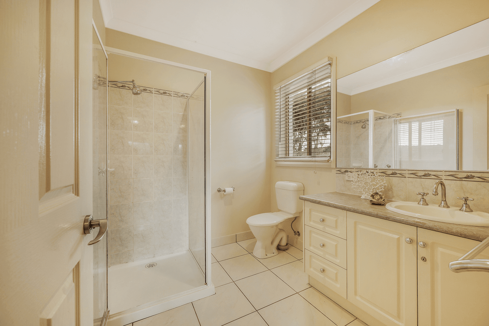 174 Blackwood Road, PORT FAIRY, VIC 3284