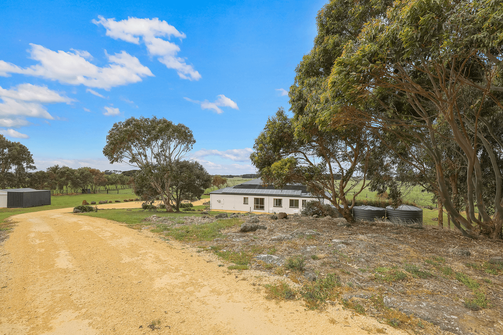 174 Blackwood Road, PORT FAIRY, VIC 3284