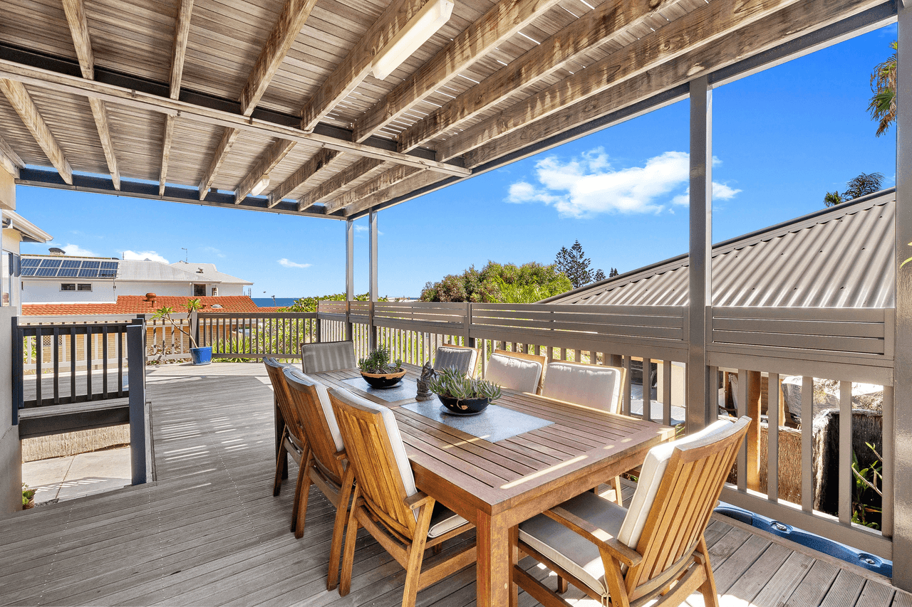 7 Ross Avenue, SORRENTO, WA 6020