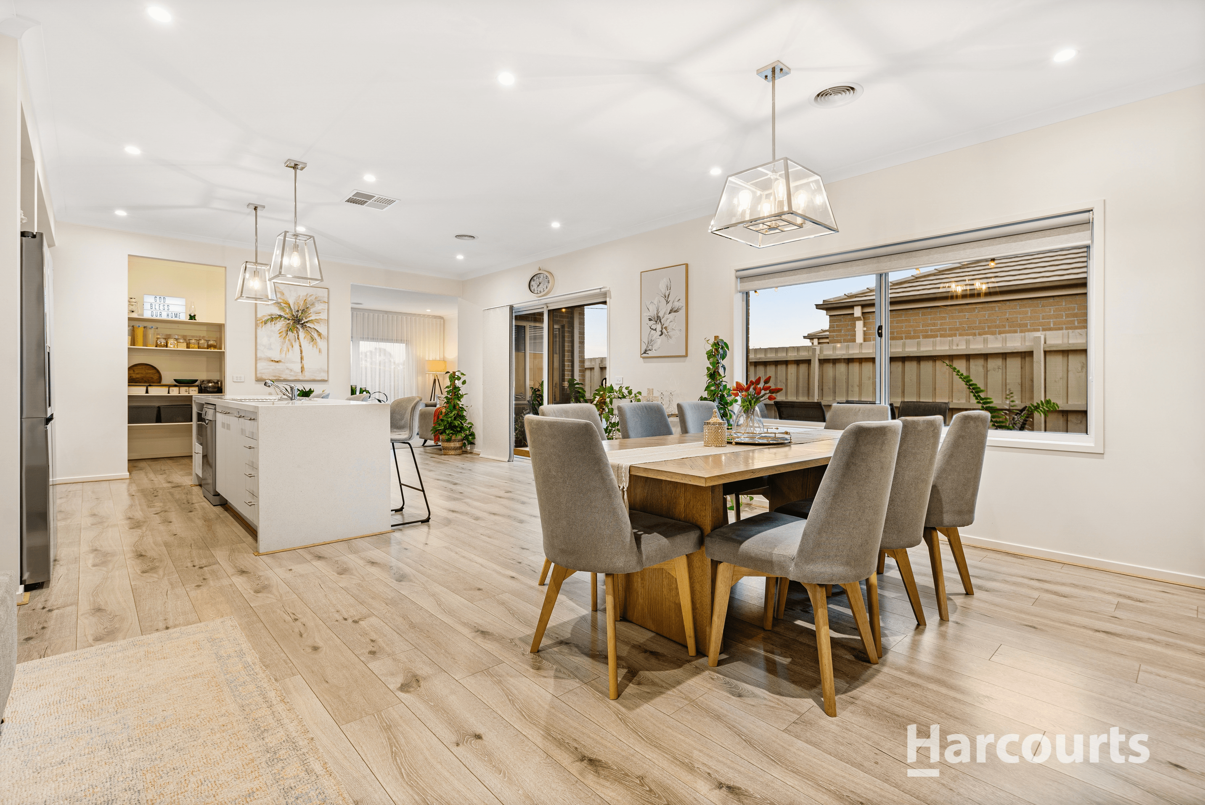 12 Hilda Drive, Brookfield, VIC 3338