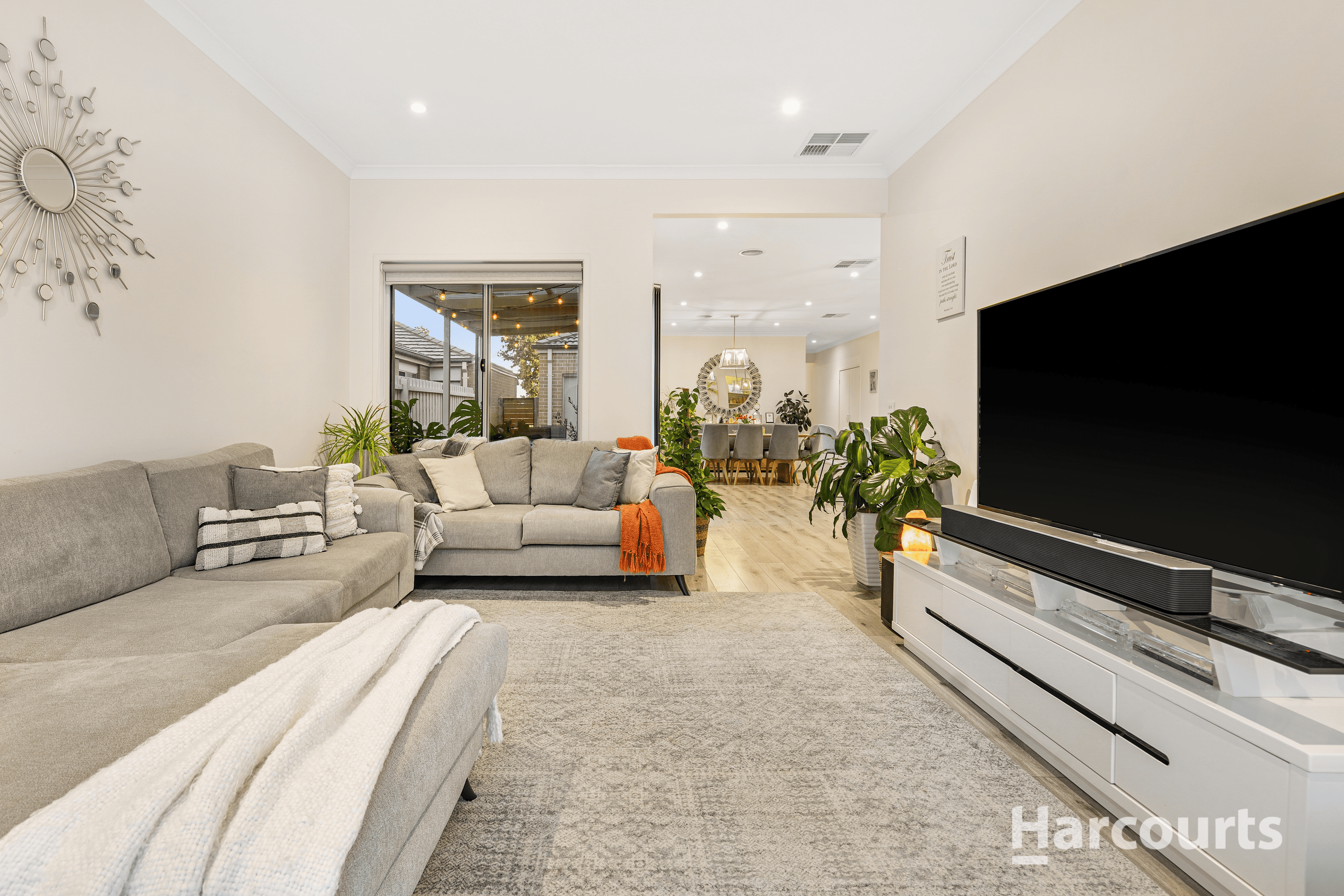 12 Hilda Drive, Brookfield, VIC 3338