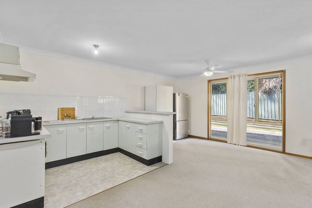1/14 Ferntree Close, Wyoming, NSW 2250