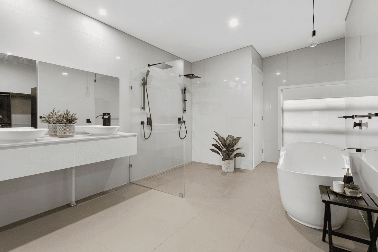 39 Sapphire Parade, DIAMOND BEACH, NSW 2430