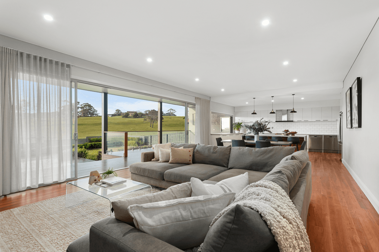 39 Sapphire Parade, DIAMOND BEACH, NSW 2430