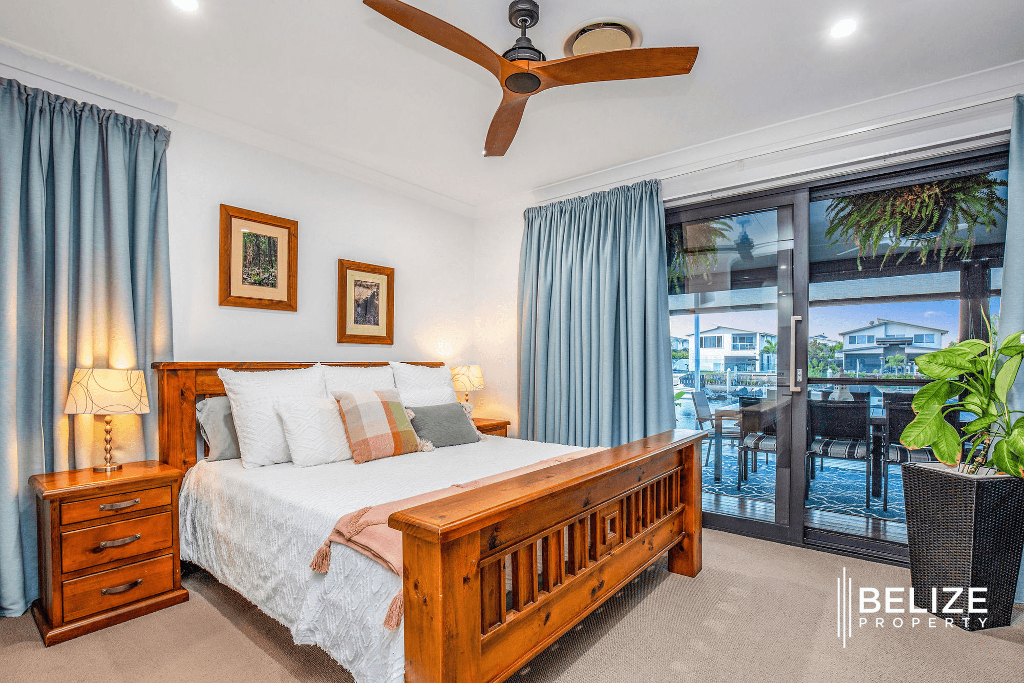 12 Paradise Parade, JACOBS WELL, QLD 4208