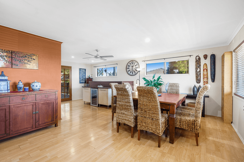 31 Bayford Street, Birkdale, QLD 4159