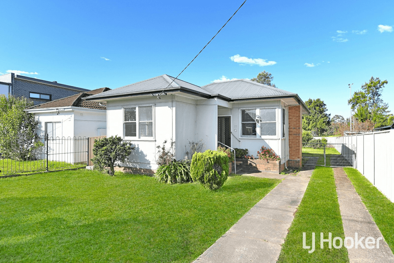 33 Merle Street, CHESTER HILL, NSW 2162