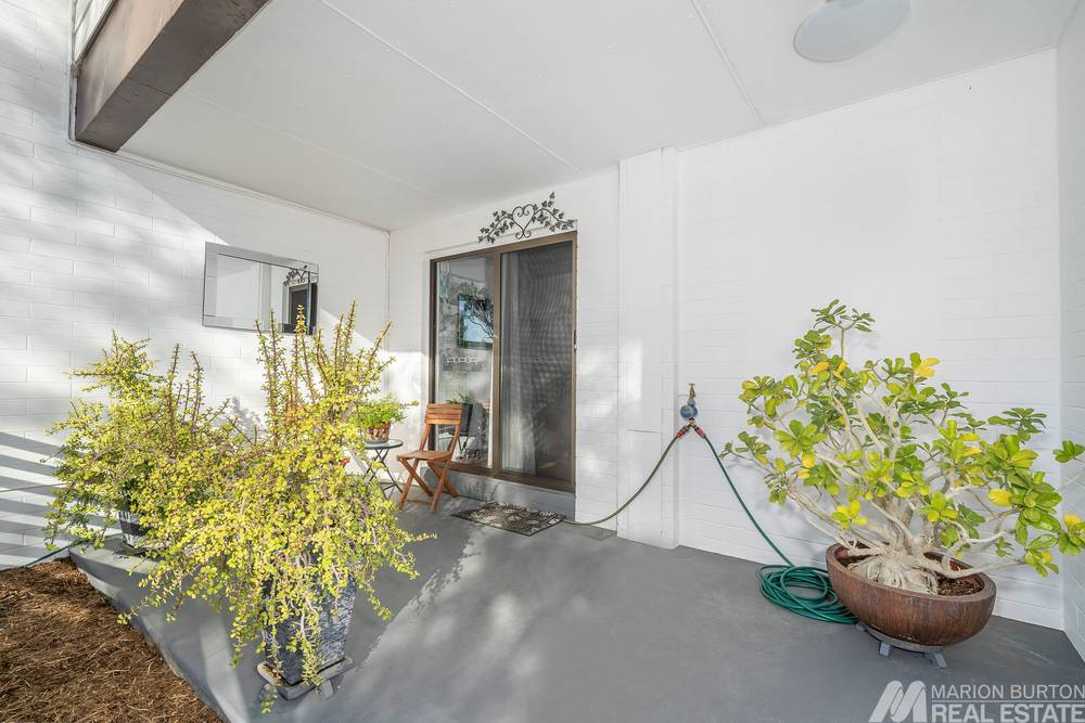 9/4 Aneura Place, Sadadeen, NT 0870