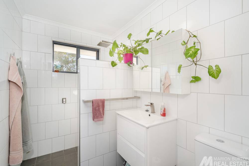 9/4 Aneura Place, Sadadeen, NT 0870
