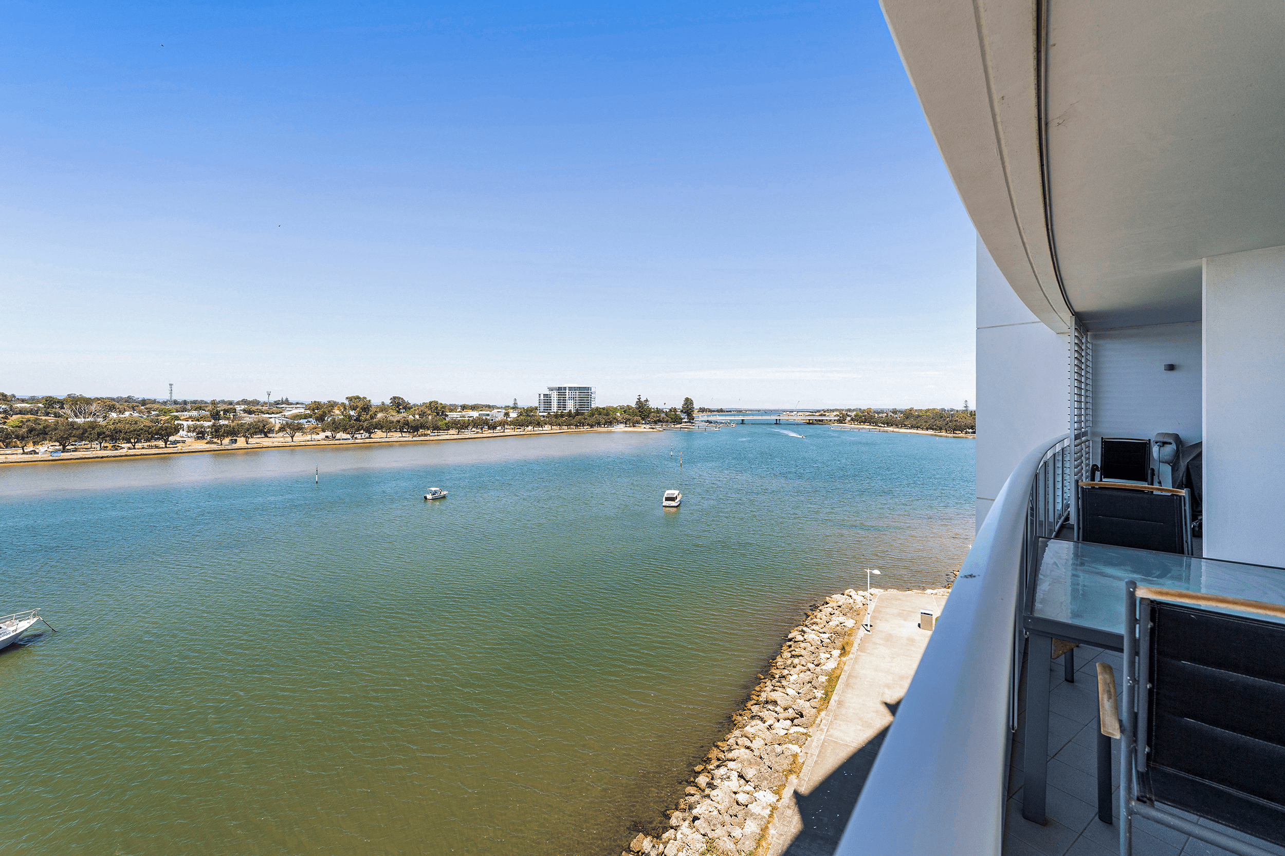 601/3 Marco Polo Drive, Mandurah, WA 6210