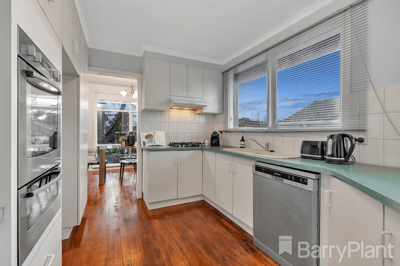 37 Glenn Crescent, Bundoora, VIC 3083