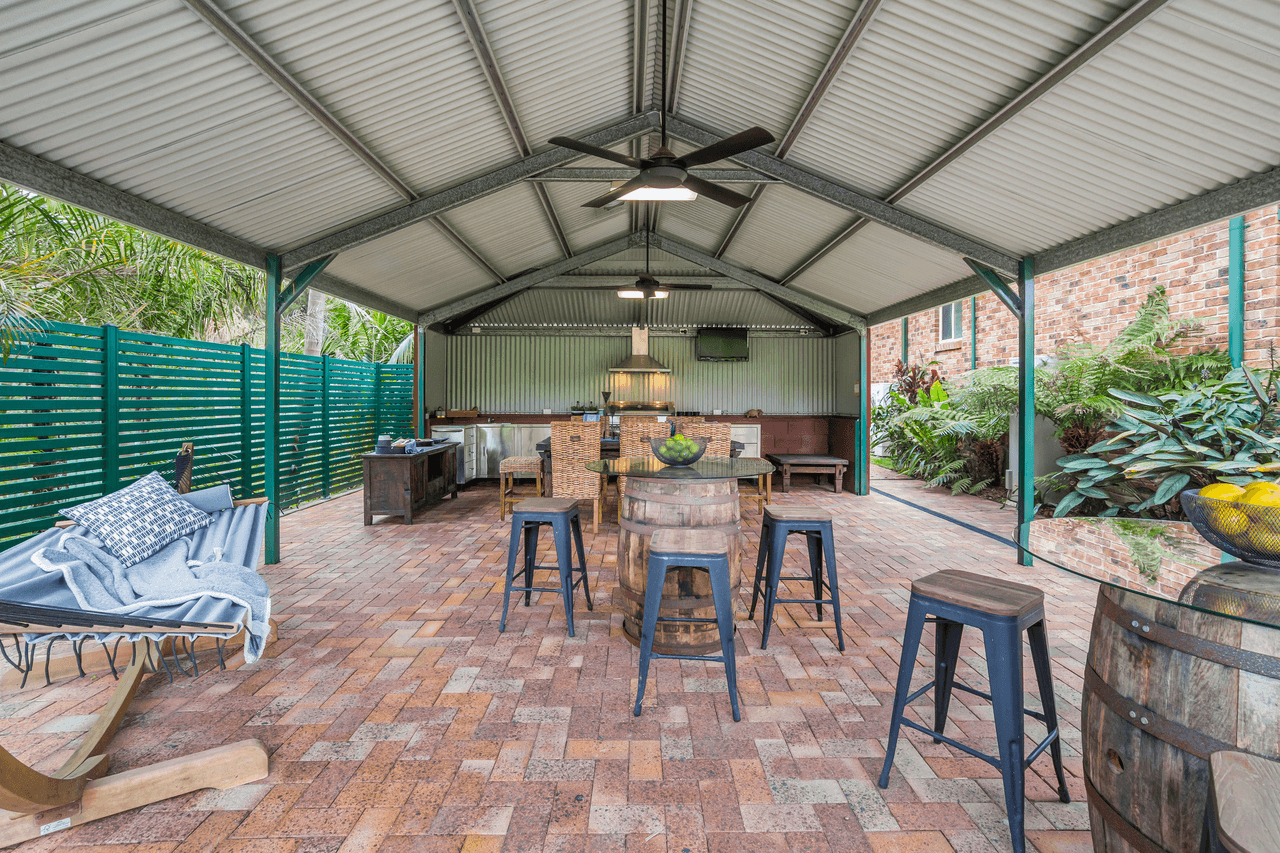 4 School Road, WAKEFIELD, NSW 2278