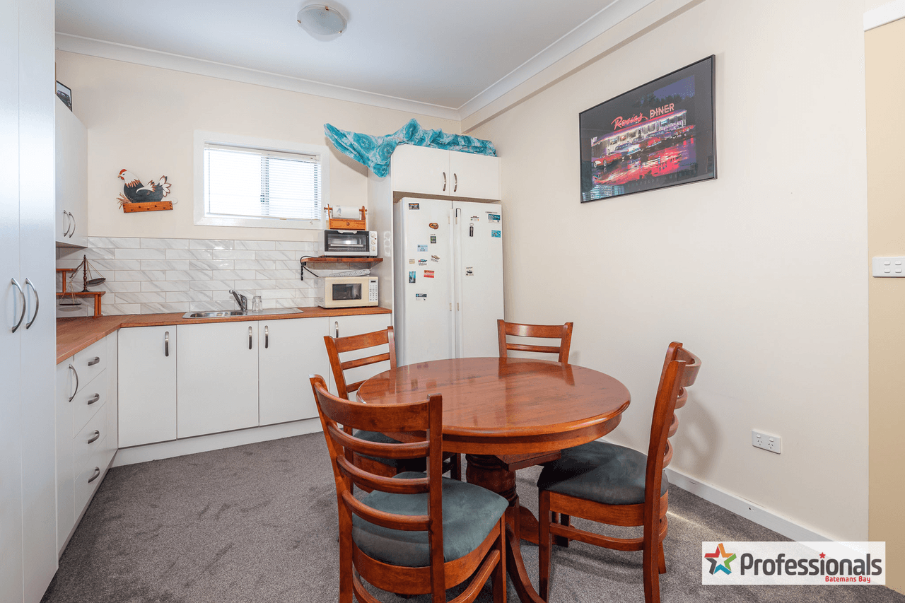 20 Pear Tree Place, MORUYA, NSW 2537