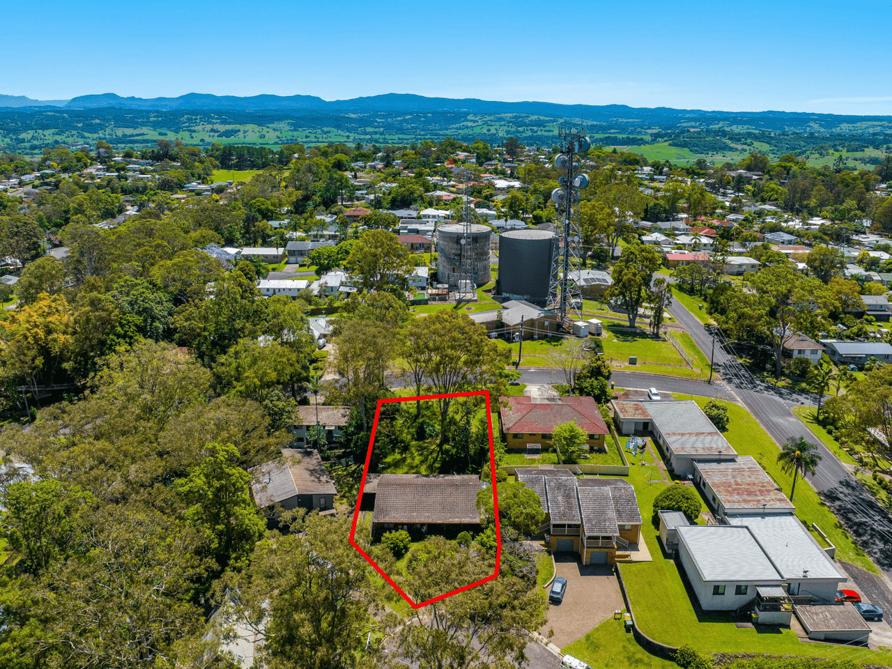 6 Luke Place, GOONELLABAH, NSW 2480