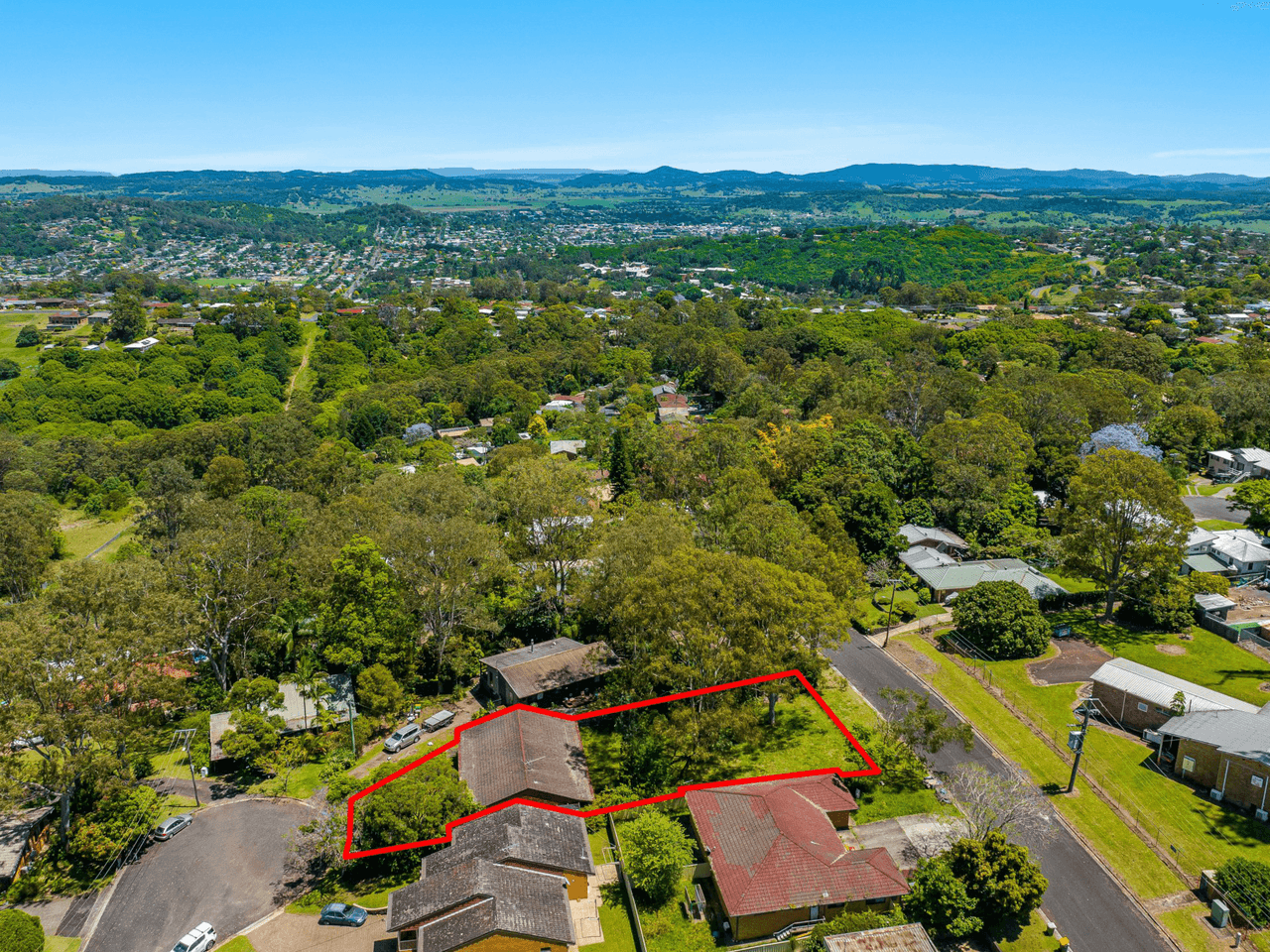 6 Luke Place, GOONELLABAH, NSW 2480