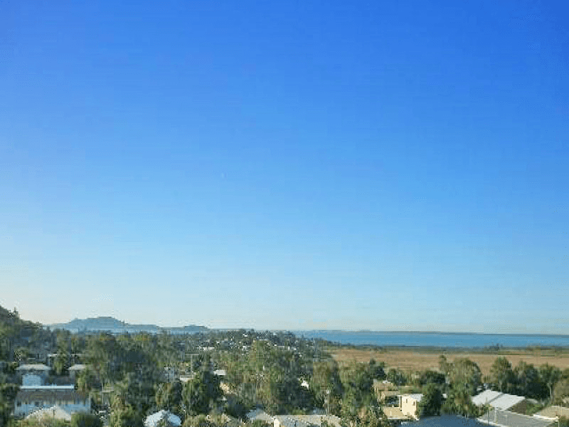 31 Agnes Street, SOUTH GLADSTONE, QLD 4680
