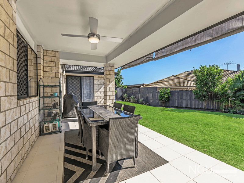 12 Wattle Crescent, Raceview, QLD 4305