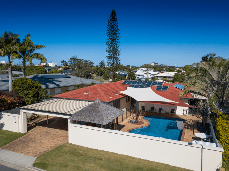 6 Kurrawa Avenue, MERMAID WATERS, QLD 4218