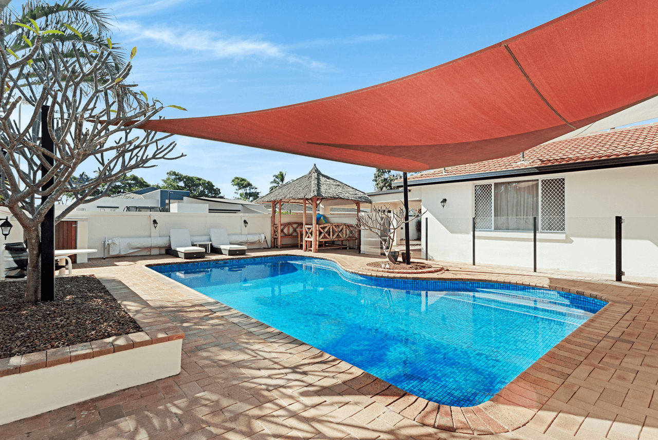 6 Kurrawa Avenue, MERMAID WATERS, QLD 4218