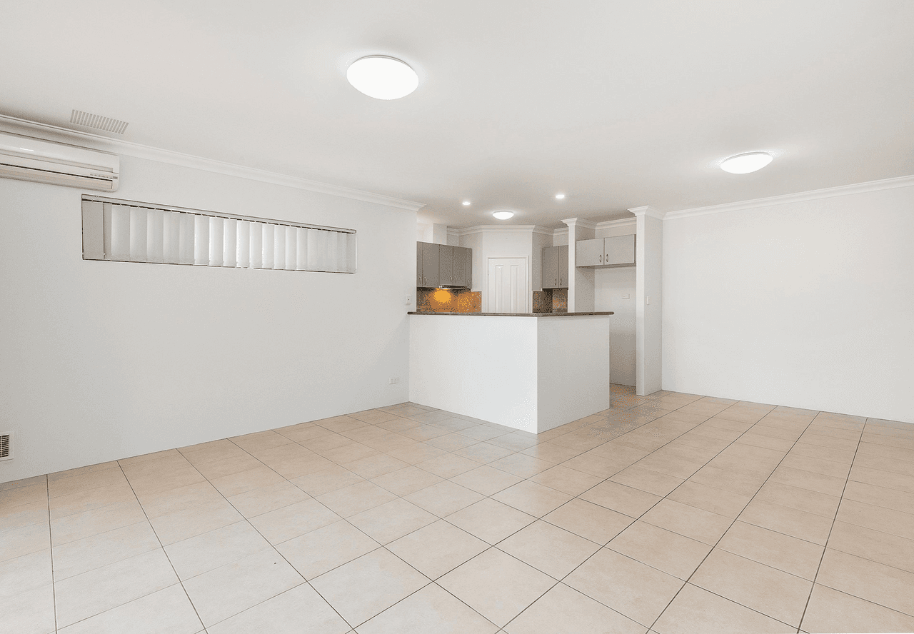 4/82 Rangeview Road, LANDSDALE, WA 6065