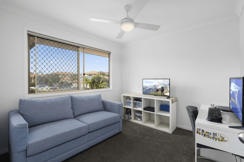 120/152 Palm Meadows Drive, CARRARA, QLD 4211