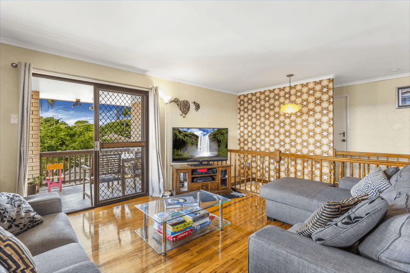 51 Wilde Street, WYNNUM, QLD 4178