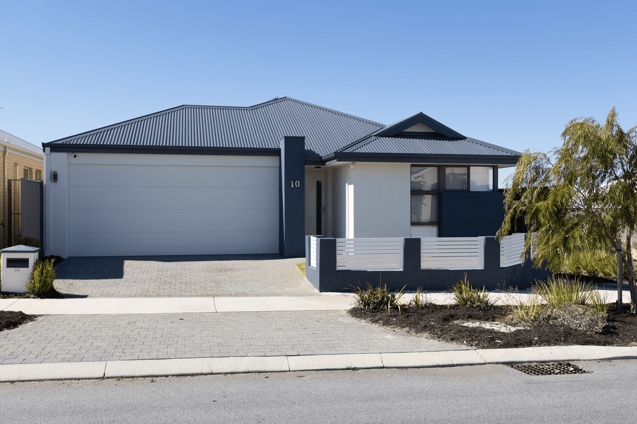 10 Commodore Avenue, Clarkson, WA 6030