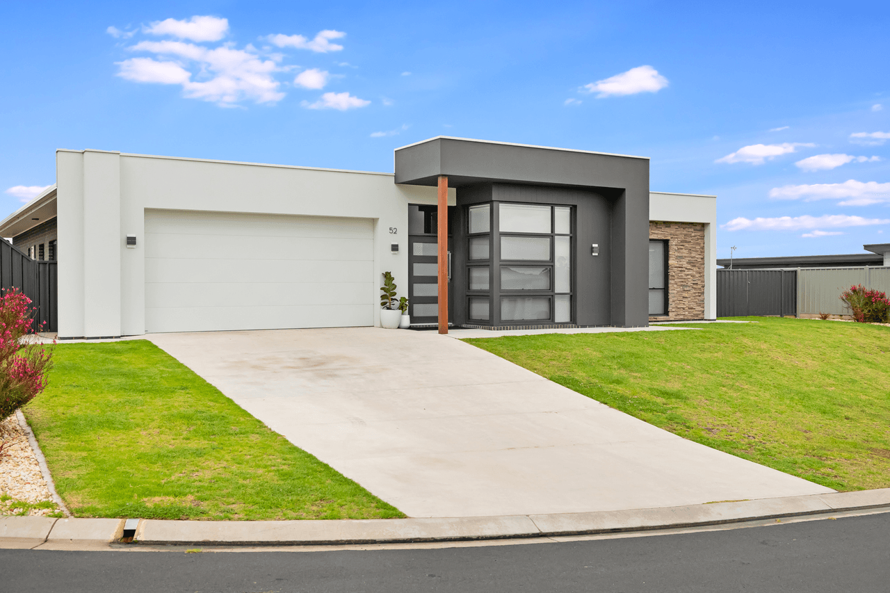 52 Pinehurst Drive, WORROLONG, SA 5291