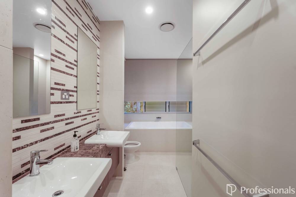 13-15 Waterview Close, KEWARRA BEACH, QLD 4879