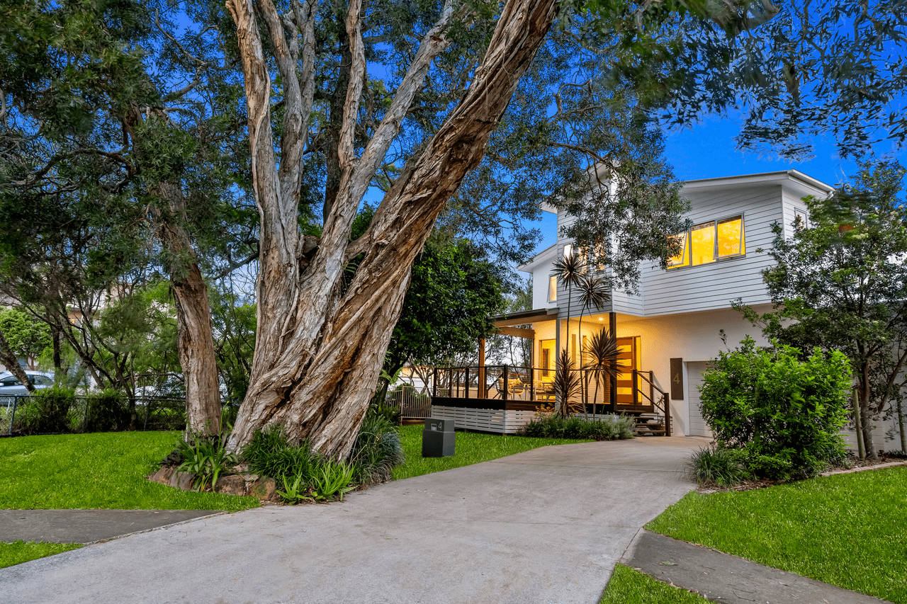 4 Narrane Street, TUGUN, QLD 4224