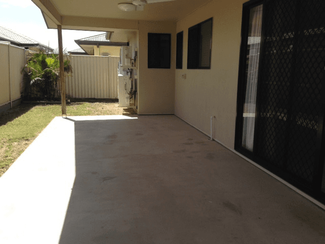 Unit 1/56 Mayfair Dr, Emerald, QLD 4720