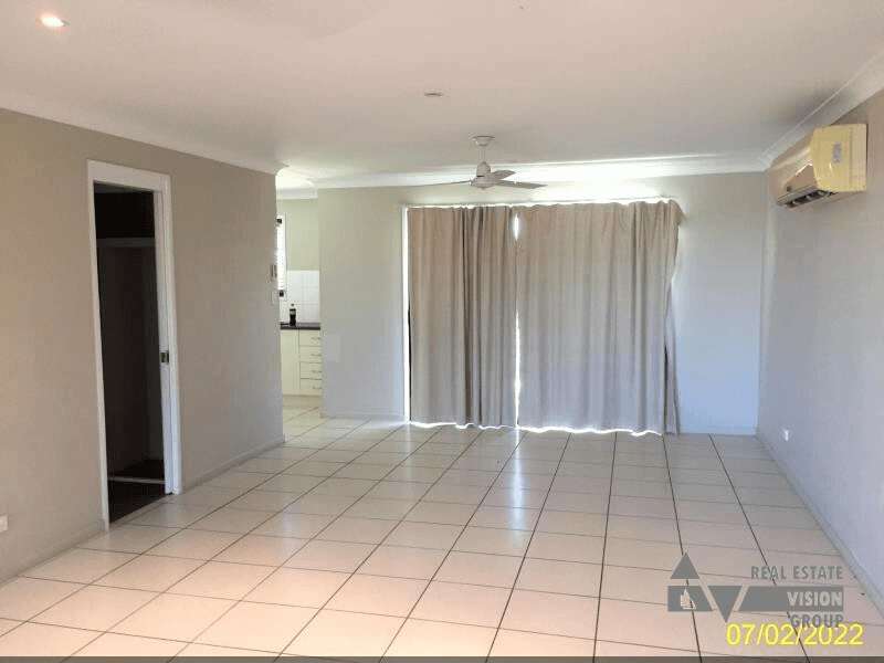 Unit 1/56 Mayfair Dr, Emerald, QLD 4720