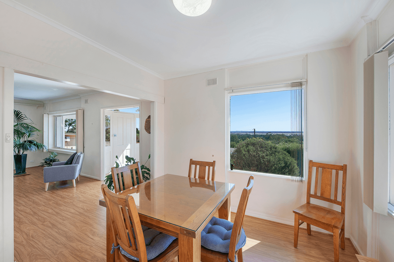 22 Linton Road, PARA HILLS, SA 5096