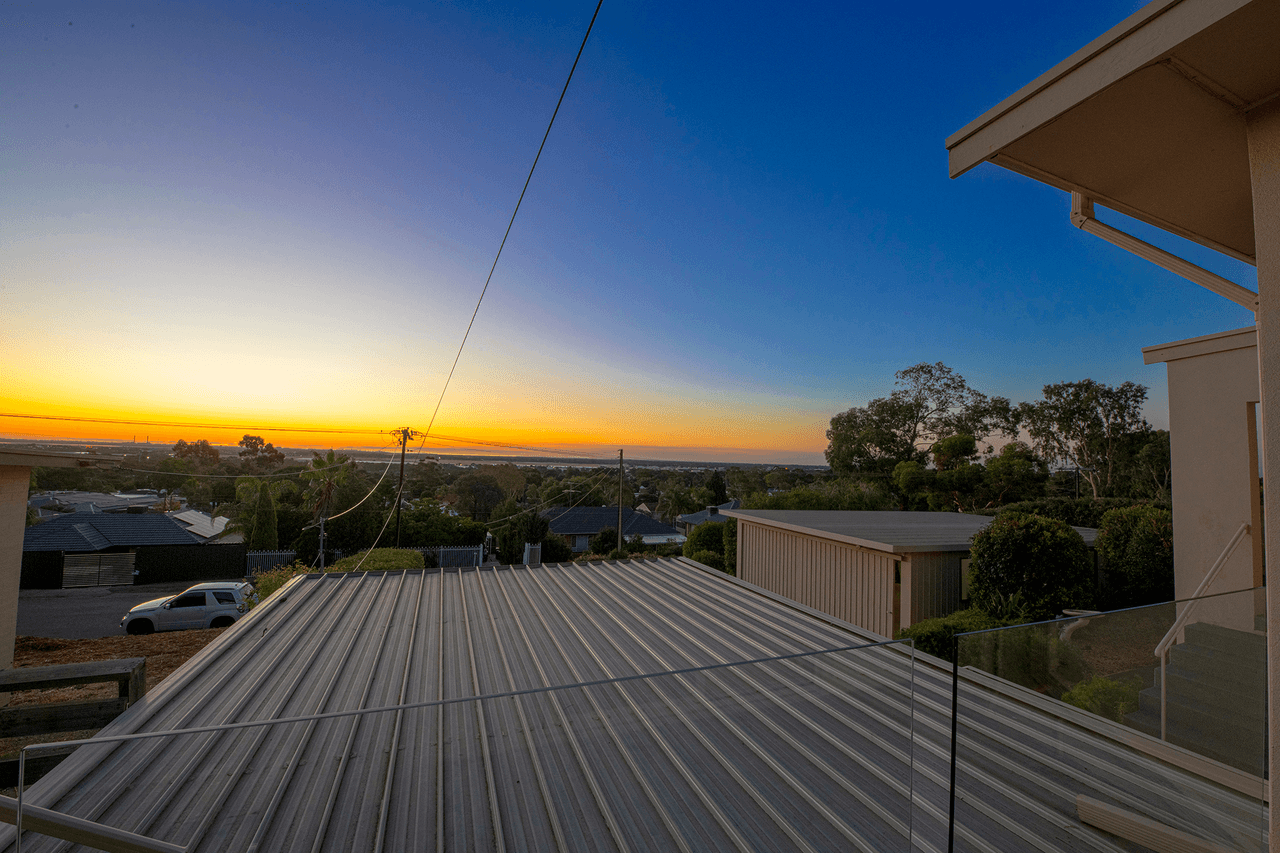 22 Linton Road, PARA HILLS, SA 5096