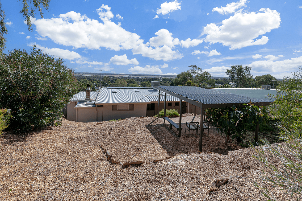 22 Linton Road, PARA HILLS, SA 5096