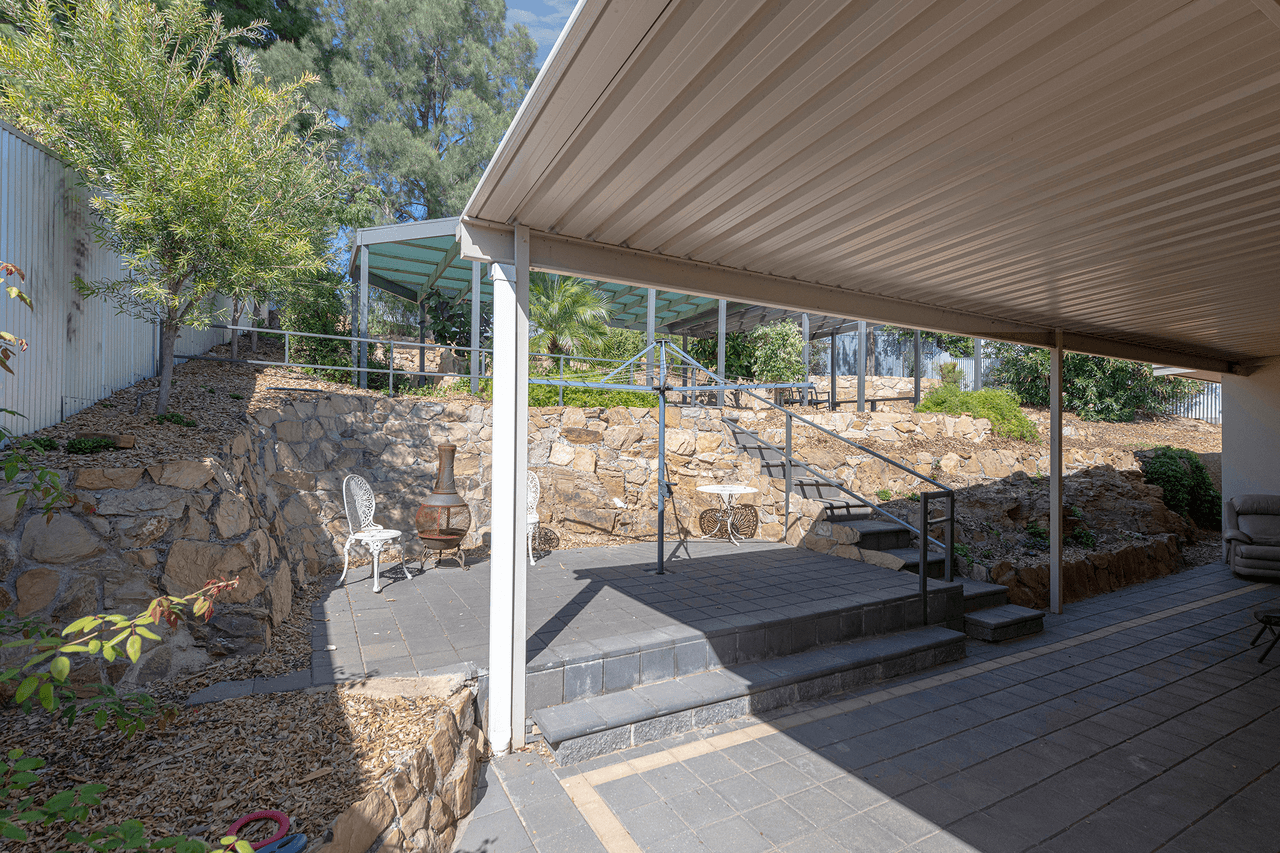 22 Linton Road, PARA HILLS, SA 5096