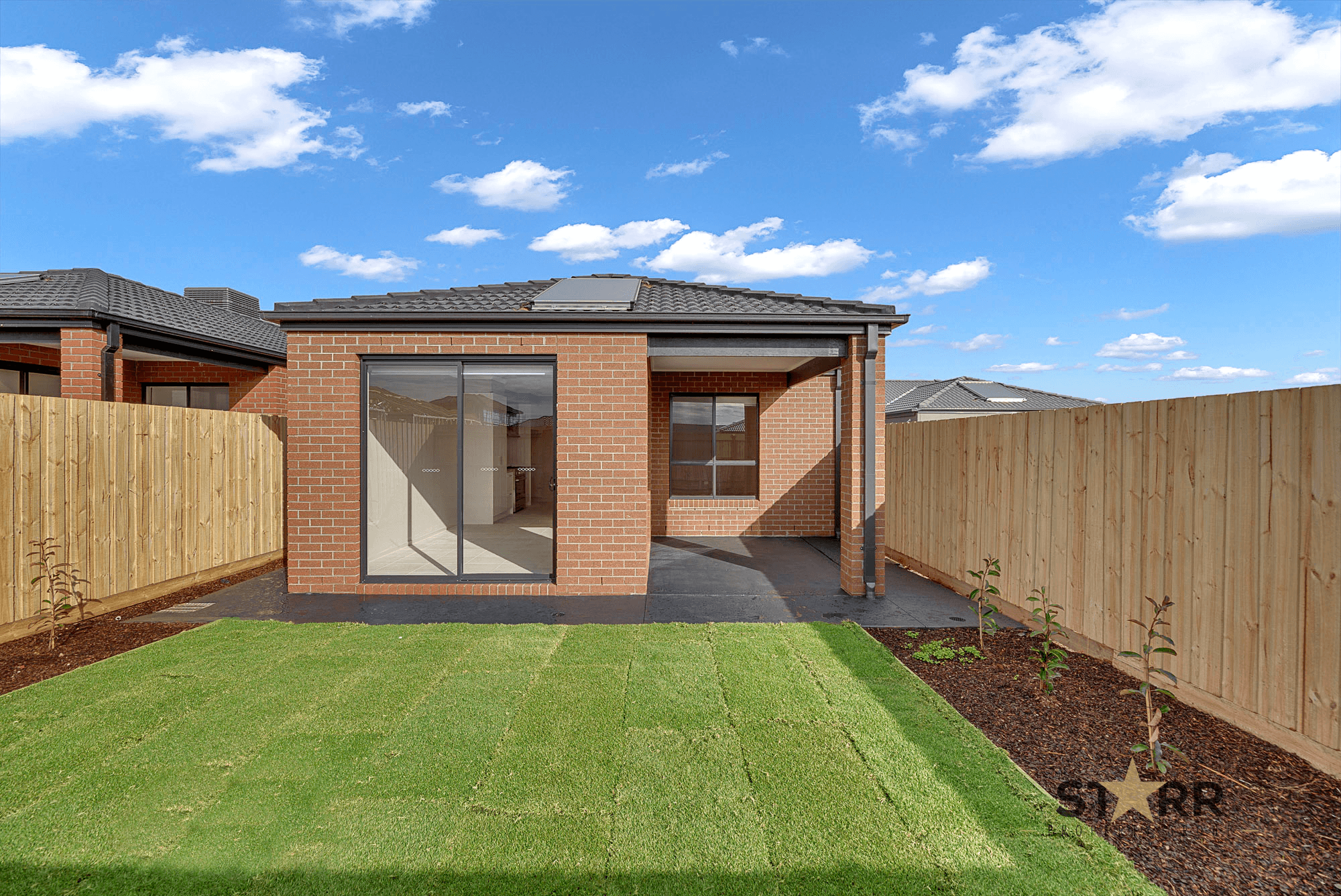 3 WARREN STREET, THORNHILL PARK, VIC 3335