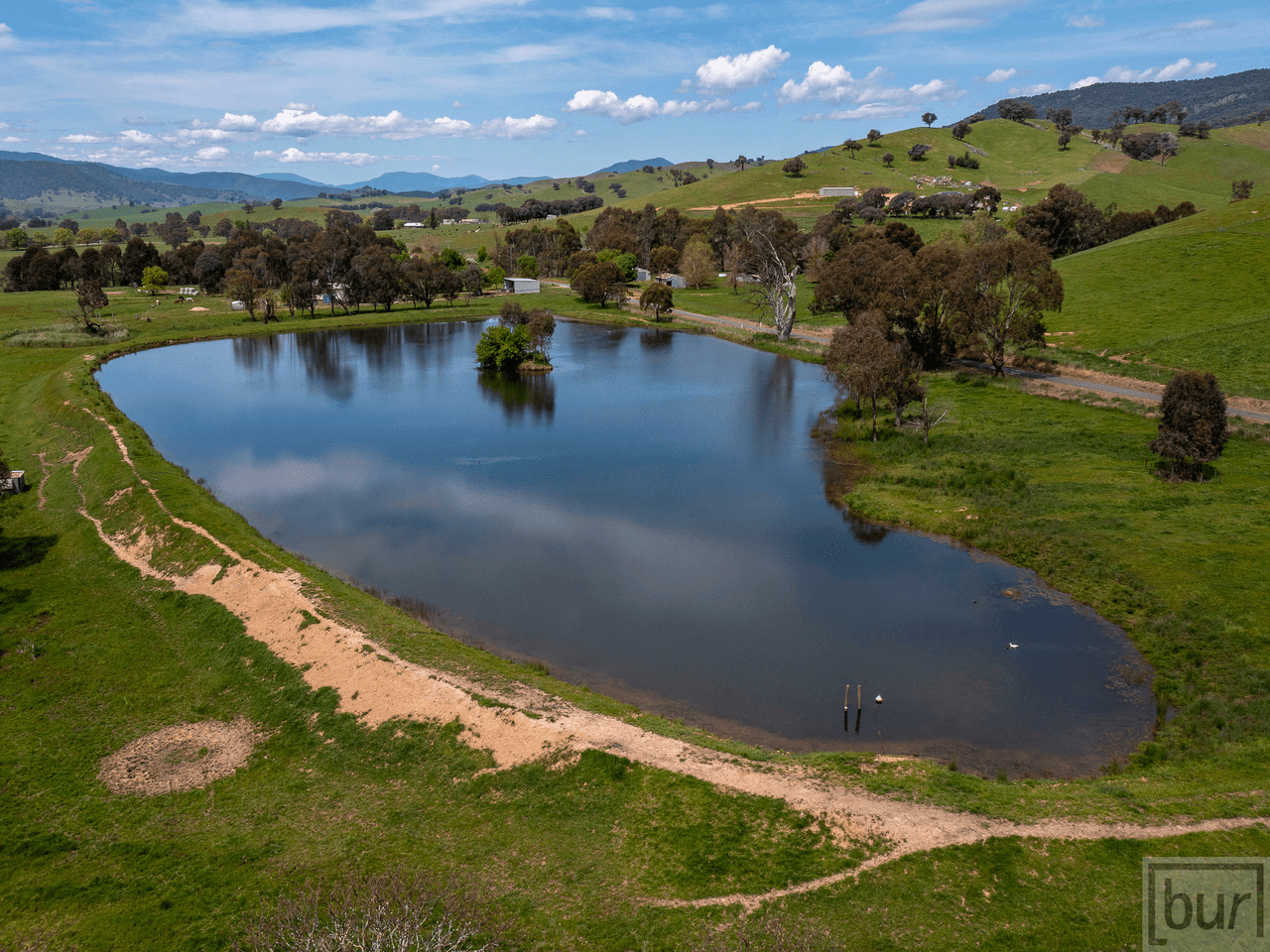 275 Soldier Settlers Road, TALLANGATTA VALLEY, VIC 3701