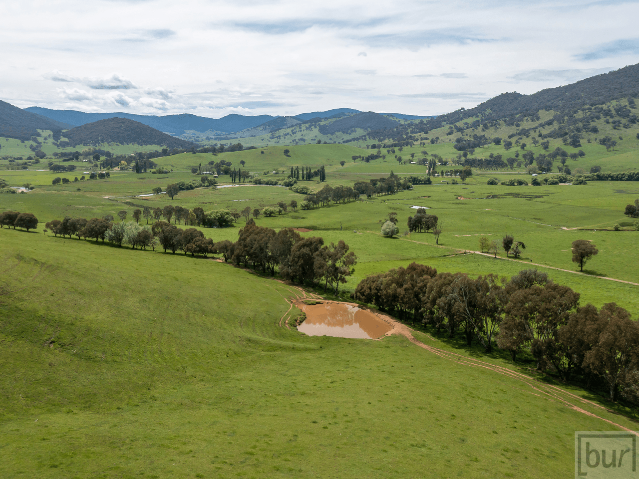 275 Soldier Settlers Road, TALLANGATTA VALLEY, VIC 3701