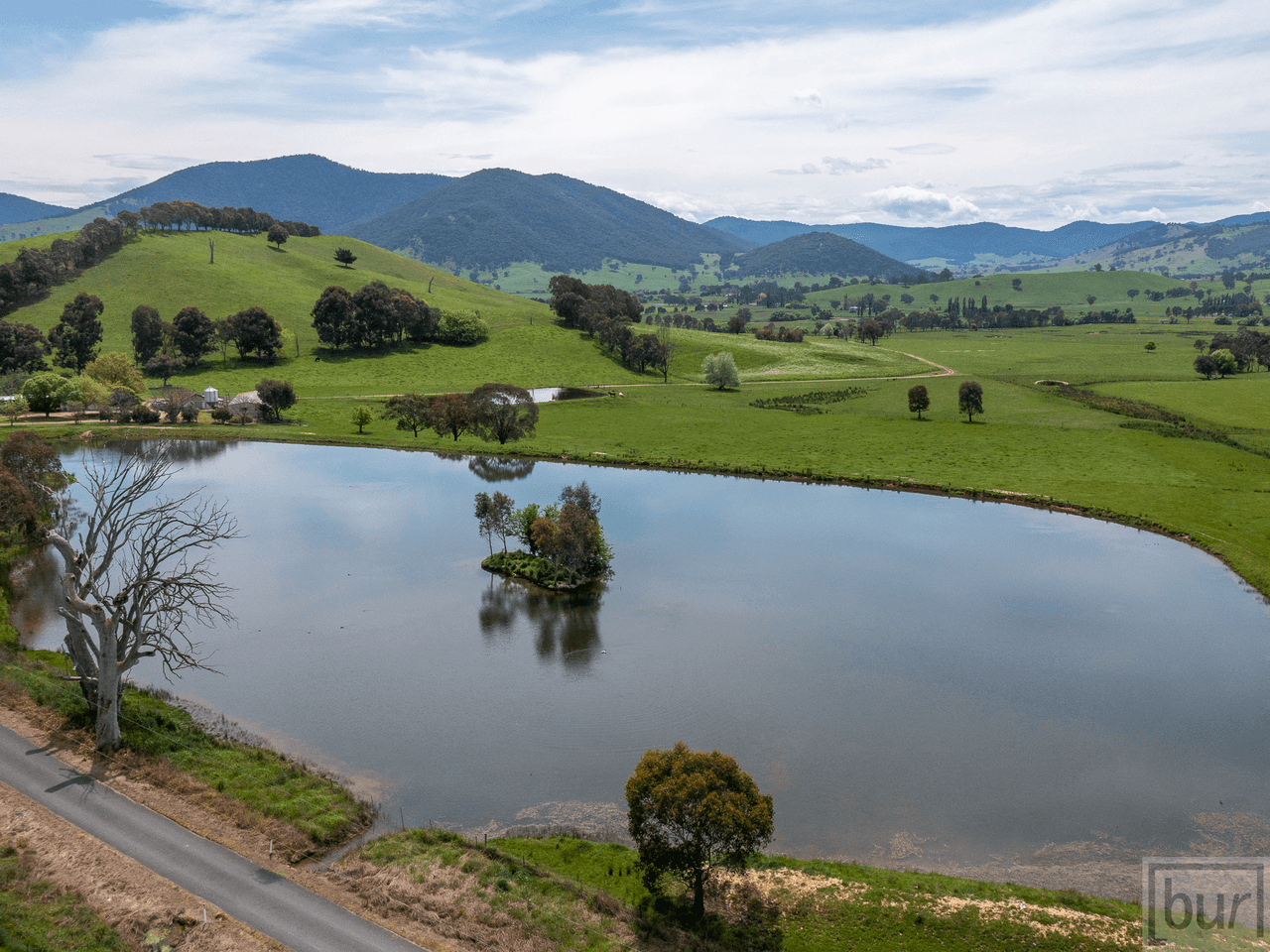 275 Soldier Settlers Road, TALLANGATTA VALLEY, VIC 3701