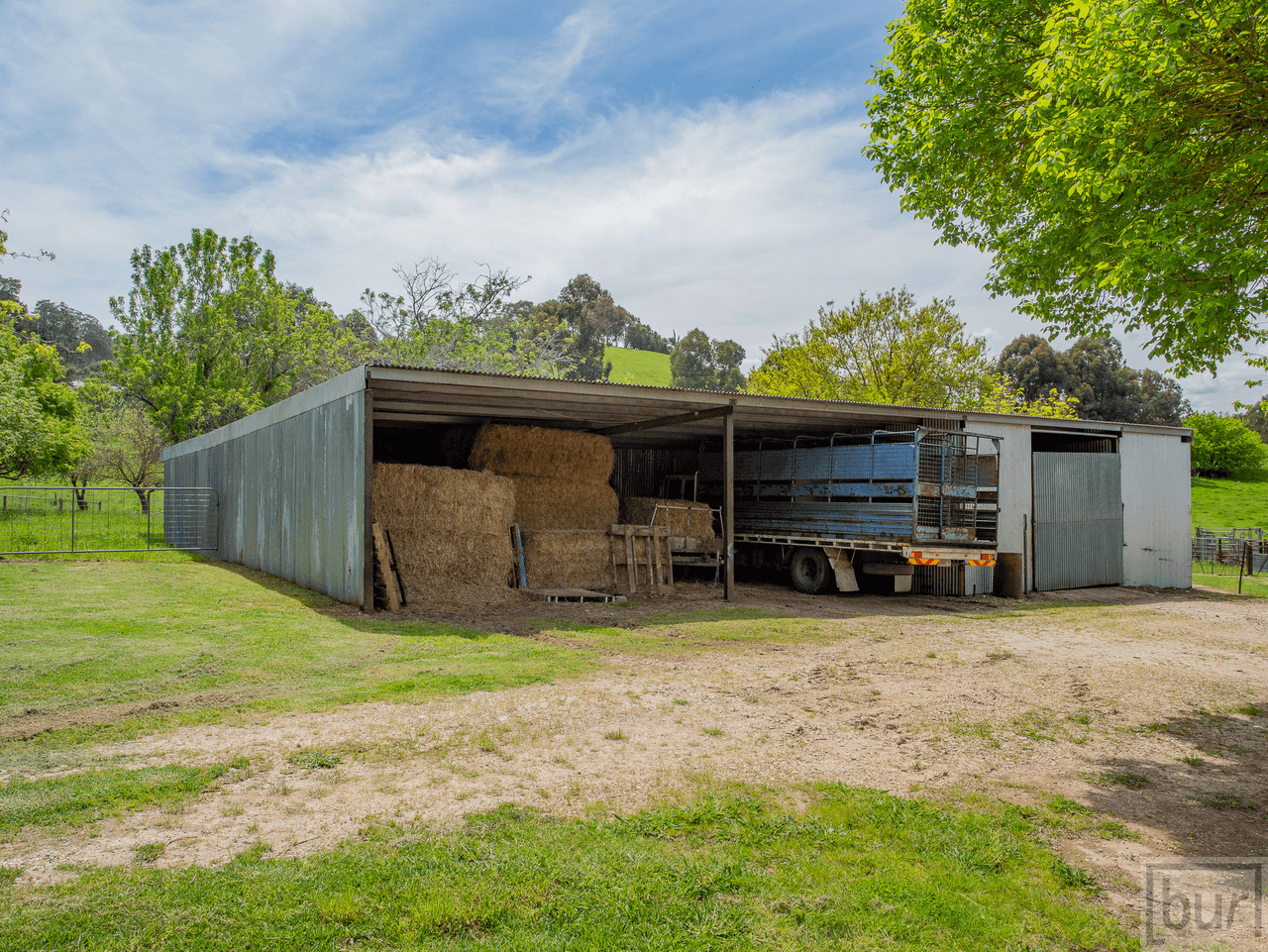 275 Soldier Settlers Road, TALLANGATTA VALLEY, VIC 3701