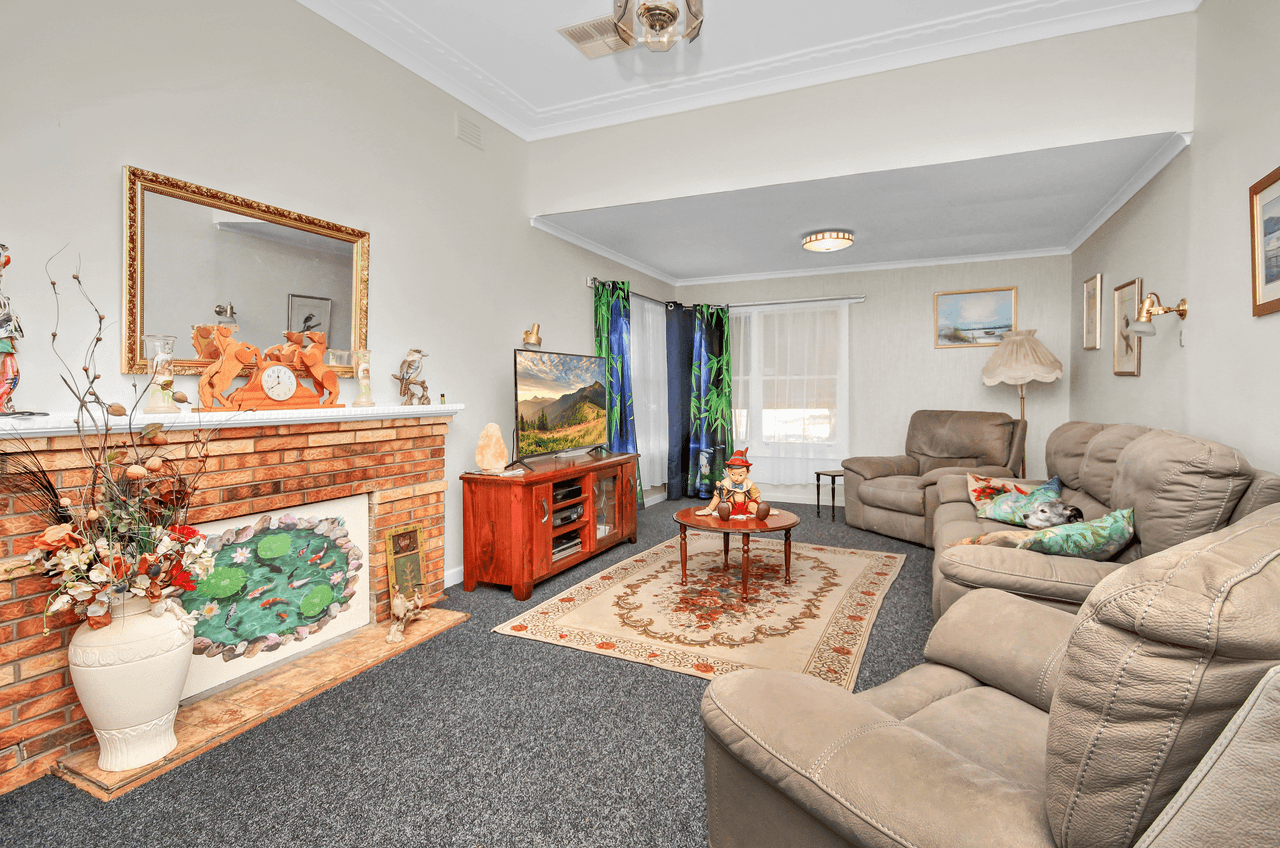 103 Jamouneau Street, WARRACKNABEAL, VIC 3393