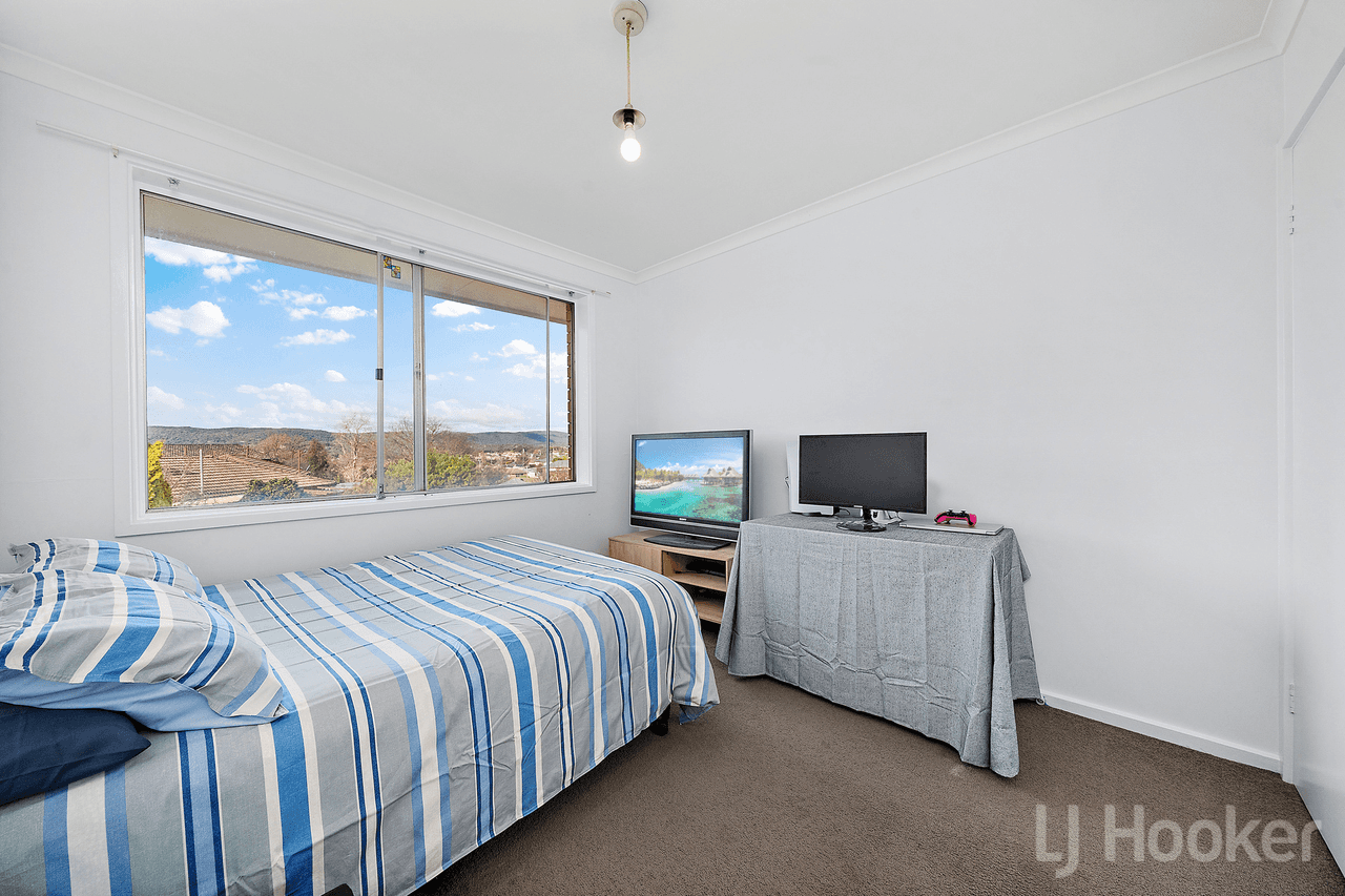 11 Cascade Street, CRESTWOOD, NSW 2620