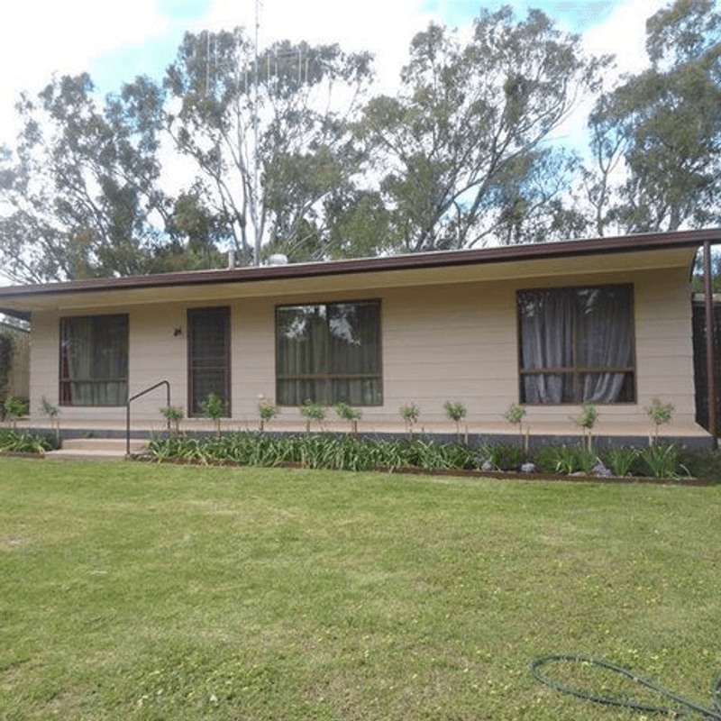9 Barooga Road, Tocumwal, NSW 2714